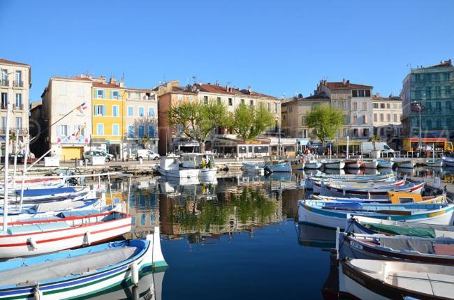Blue Summer Vibes Appartment For 4P, Ac, Parking, Beachfront, Spa Access -5 La Ciotat Exterior photo